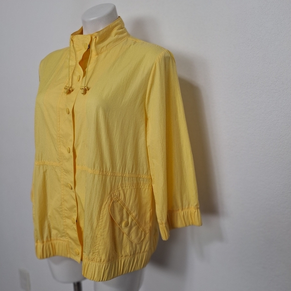 Zenergy by Chico’s Yellow Boho Gorpcore Lightweight Windbreaker Jacket Size L - Picture 4 of 13